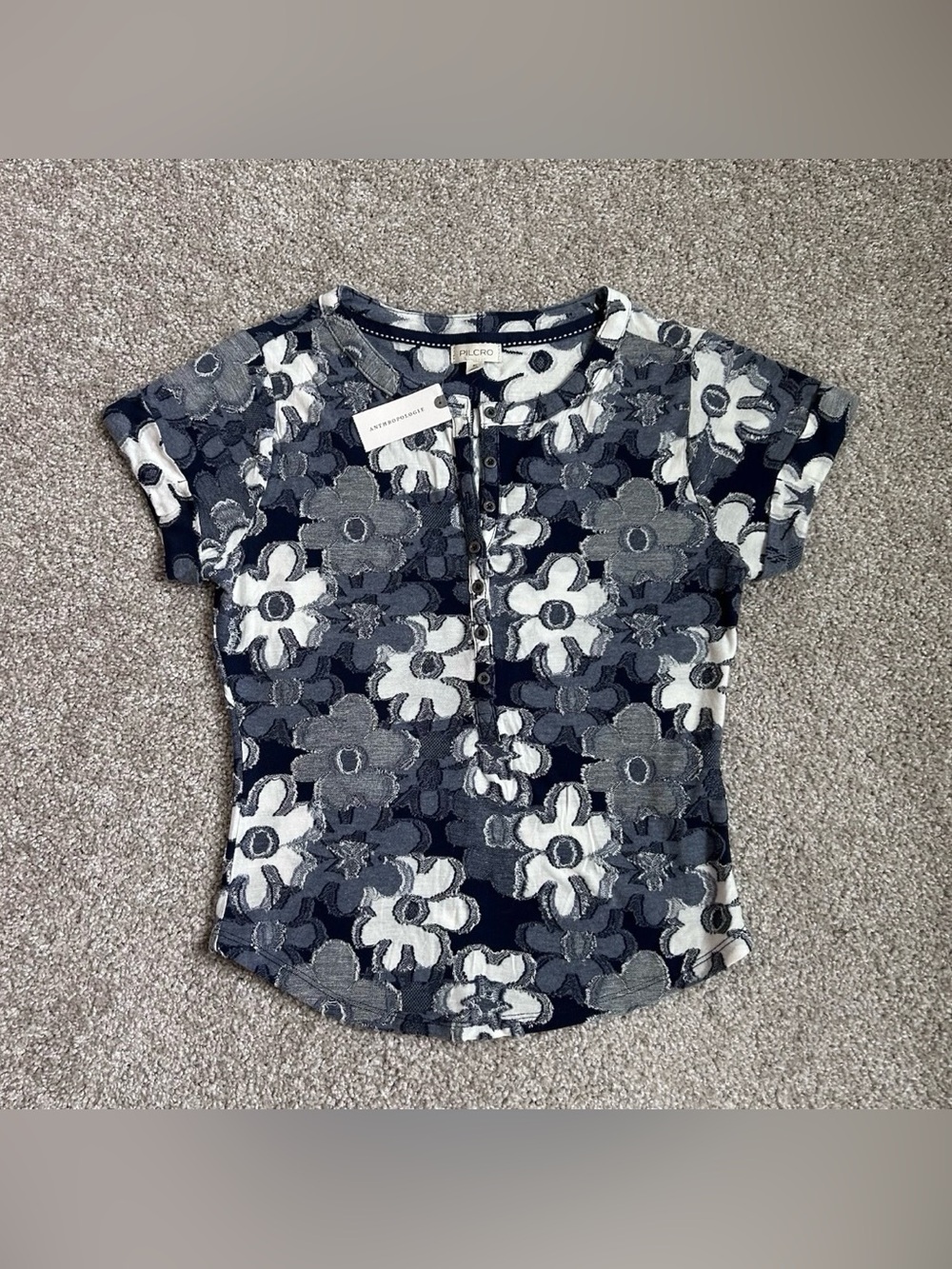 Anthropologie Pilcro XS Blue Floral Henley Shirt Textured Short Sleeve NWT